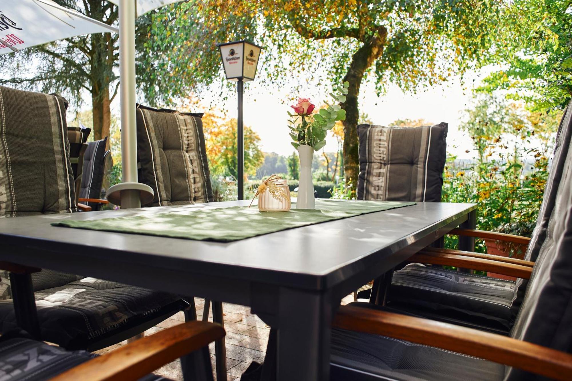 Hotel Restaurant Waldschloesschen Lienen Екстер'єр фото